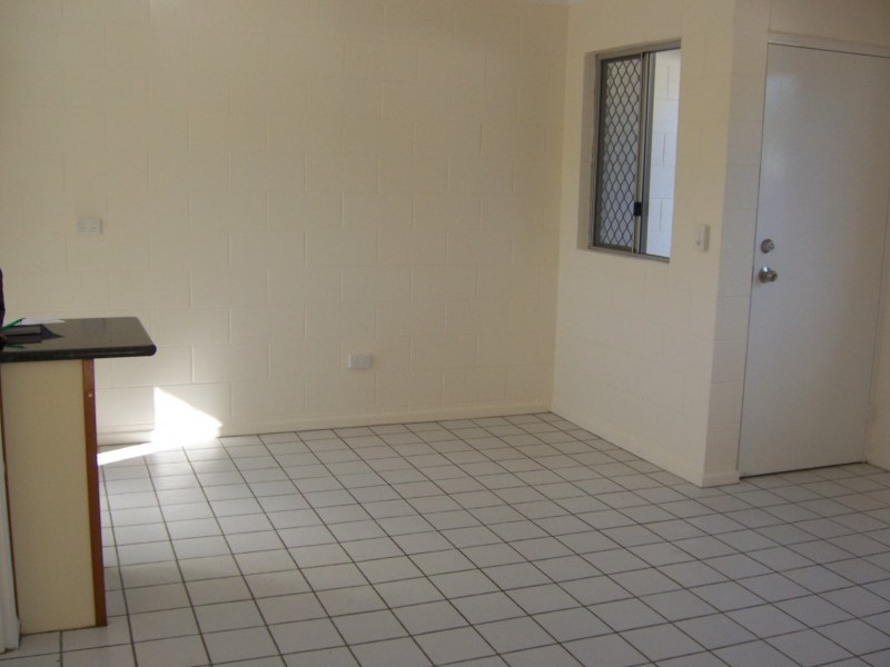 1/53 First Avenue, Railway Estate QLD 4810