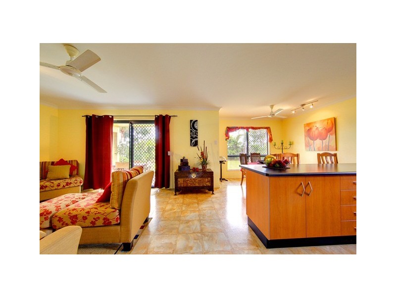 13 Saxby Crescent, Mount Louisa QLD 4814