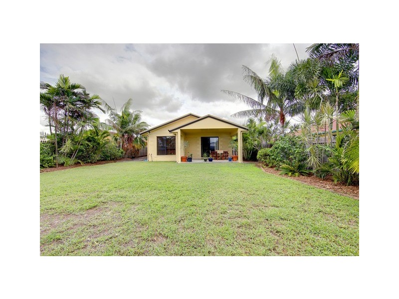 13 Saxby Crescent, Mount Louisa QLD 4814