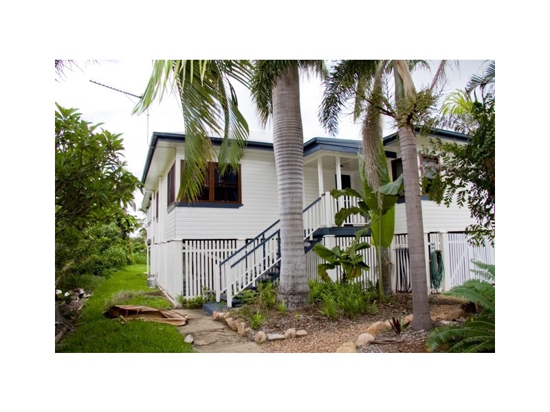 70 Norris Street, Hermit Park QLD 4812