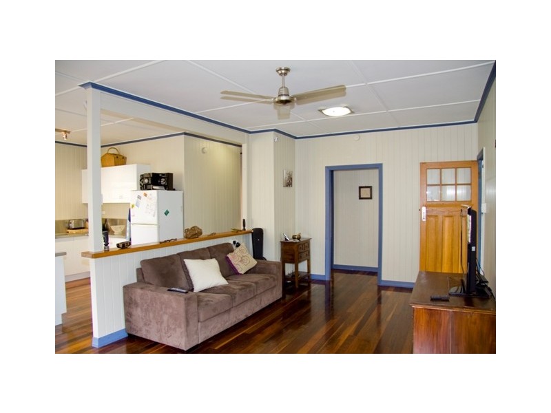 70 Norris Street, Hermit Park QLD 4812