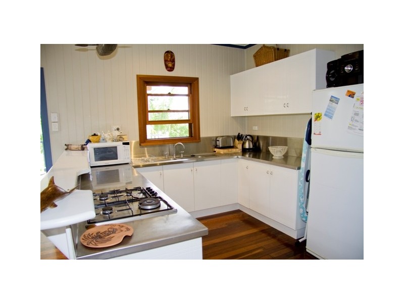 70 Norris Street, Hermit Park QLD 4812