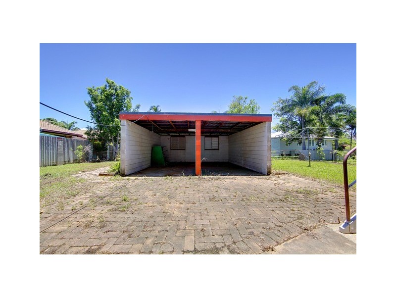 17 Mabin Street, Mundingburra QLD 4812