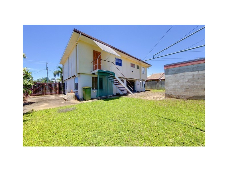 17 Mabin Street, Mundingburra QLD 4812