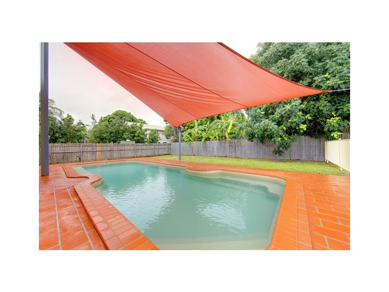 86 Eleventh Avenue, Railway Estate QLD 4810