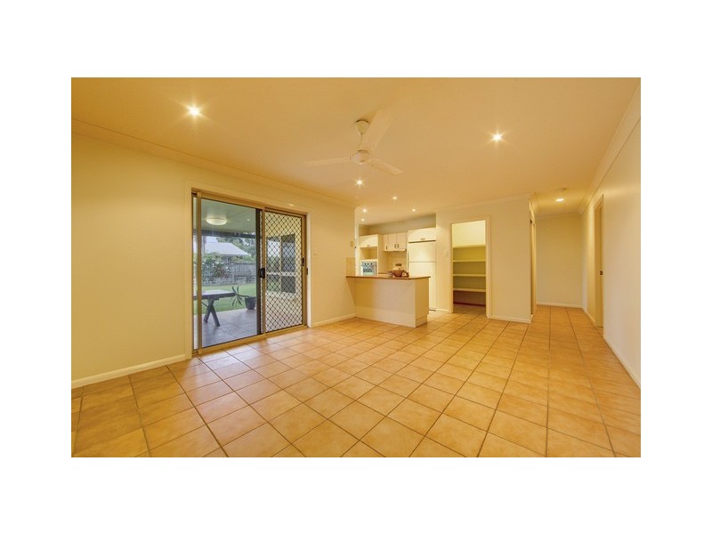 86 Eleventh Avenue, Railway Estate QLD 4810