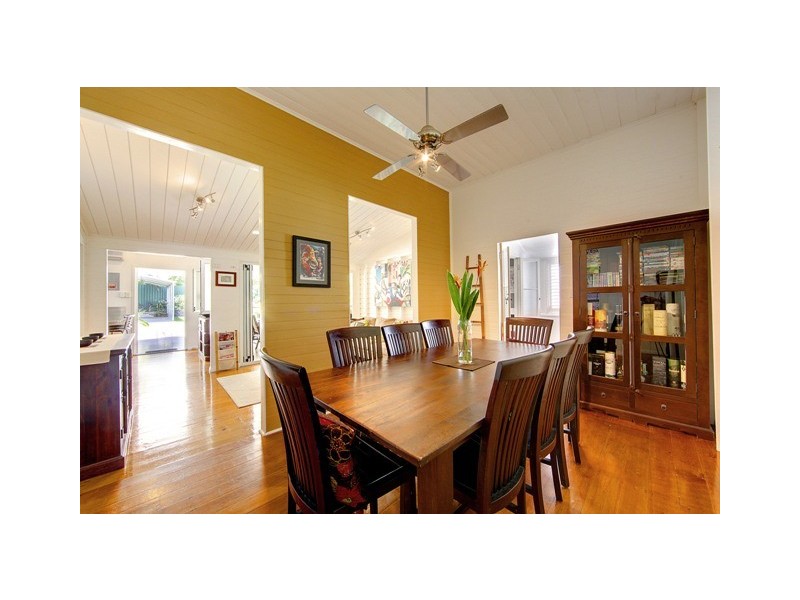 11 Garrick Street, West End QLD 4810