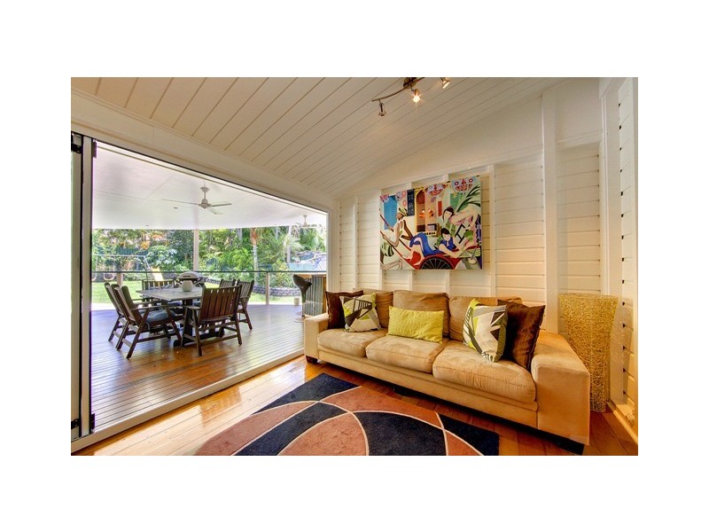 11 Garrick Street, West End QLD 4810