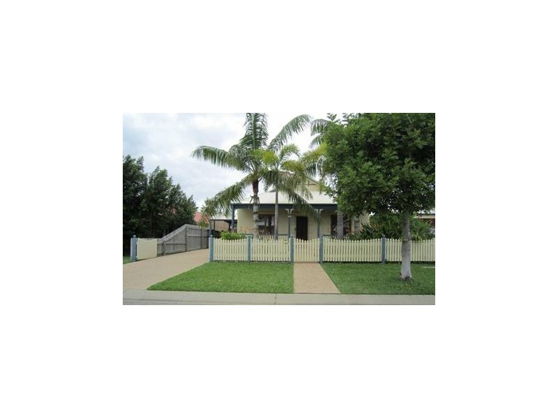 8 Honeyeater Circuit, ‘Riverside Gardens’, Douglas QLD 4814