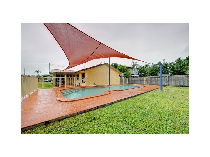 86 Eleventh Avenue, Railway Estate QLD 4810