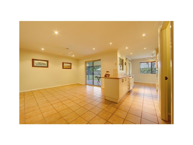 86 Eleventh Avenue, Railway Estate QLD 4810