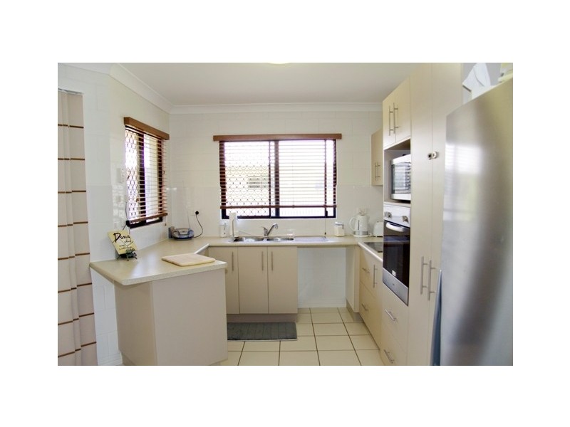 11 Thornbill Close, Kelso QLD 4815