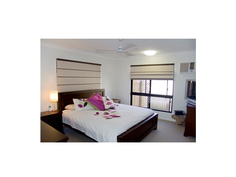 11 Thornbill Close, Kelso QLD 4815