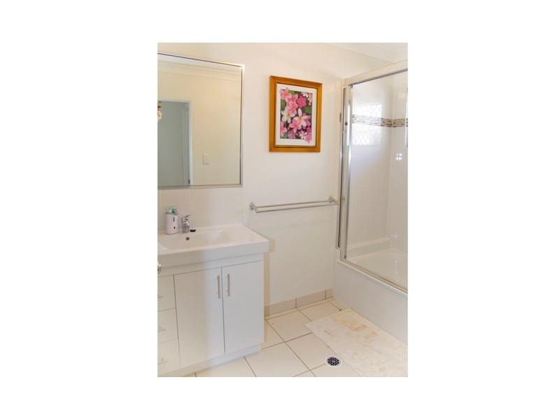 11 Thornbill Close, Kelso QLD 4815