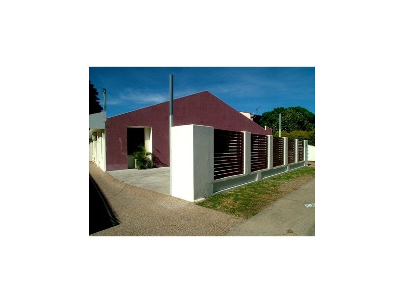 2/21 Warburton Street, North Ward QLD 4810