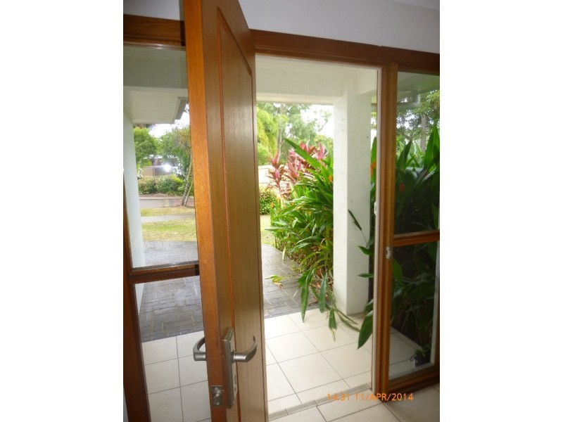 2 MORETON ASH DRIVE, Douglas QLD 4814