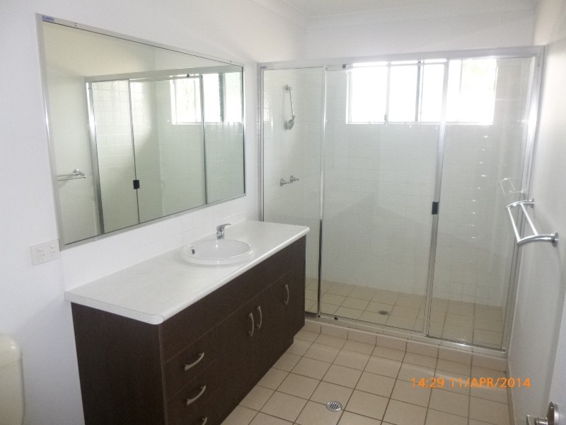 2 MORETON ASH DRIVE, Douglas QLD 4814