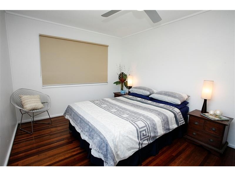 28 Poinciana Street, Cranbrook QLD 4814