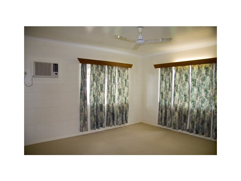 39 Illuta Street, Rasmussen QLD 4815