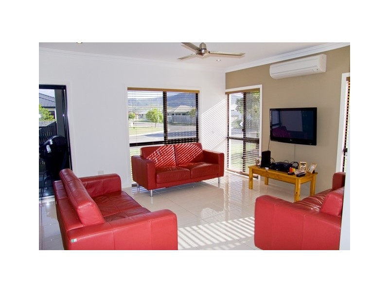 32 Springbrook Parade, Idalia QLD 4811