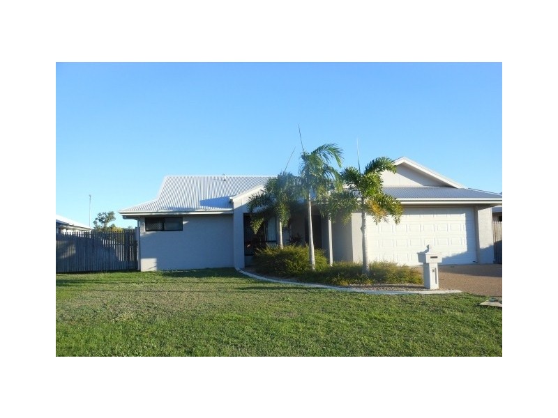 10 Seabrook Circuit, Bushland Beach QLD 4818