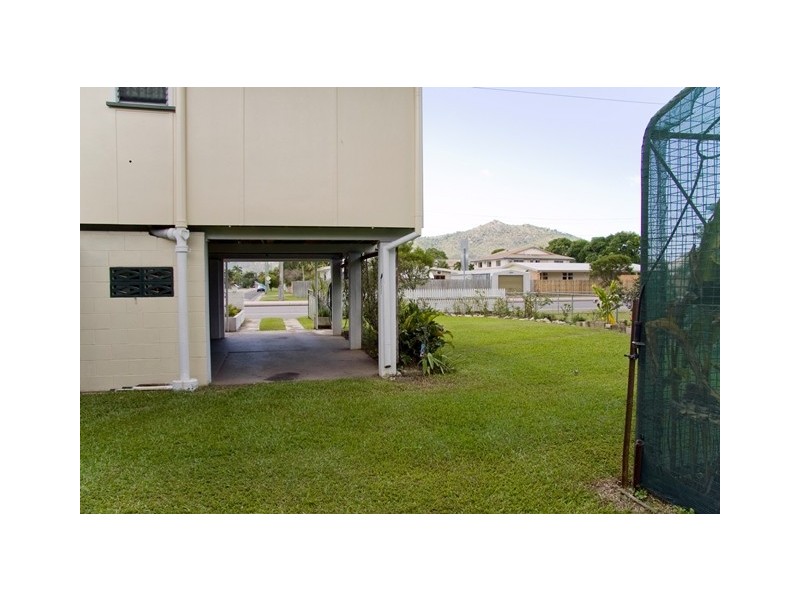 108 Bayswater Road, Pimlico QLD 4812