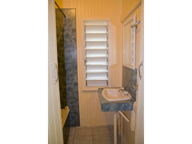 46 Park Street, Pimlico QLD 4812