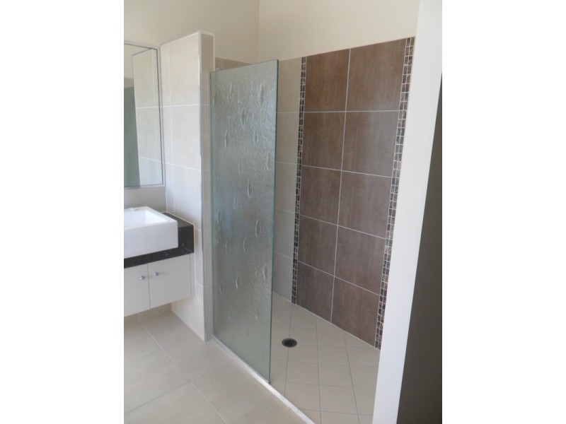 5 Rangeleigh Court, Mount Louisa QLD 4814