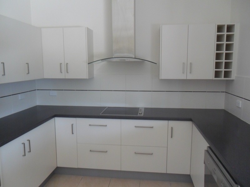 5 Rangeleigh Court, Mount Louisa QLD 4814