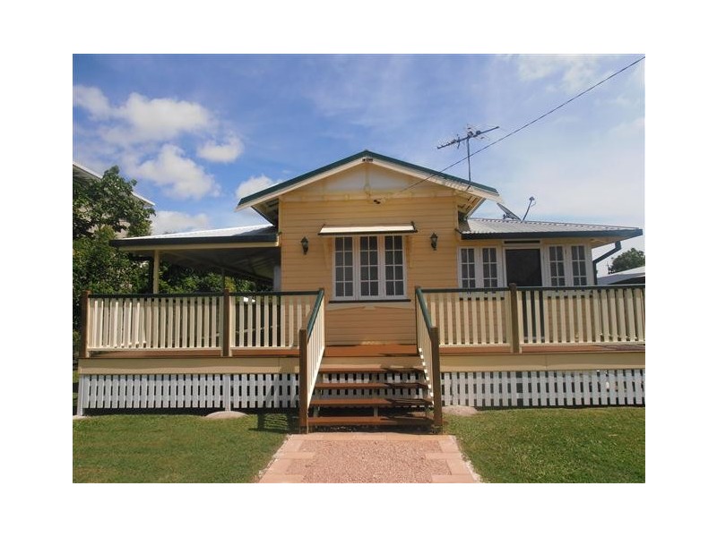 96 Ninth Avenue, Railway Estate QLD 4810
