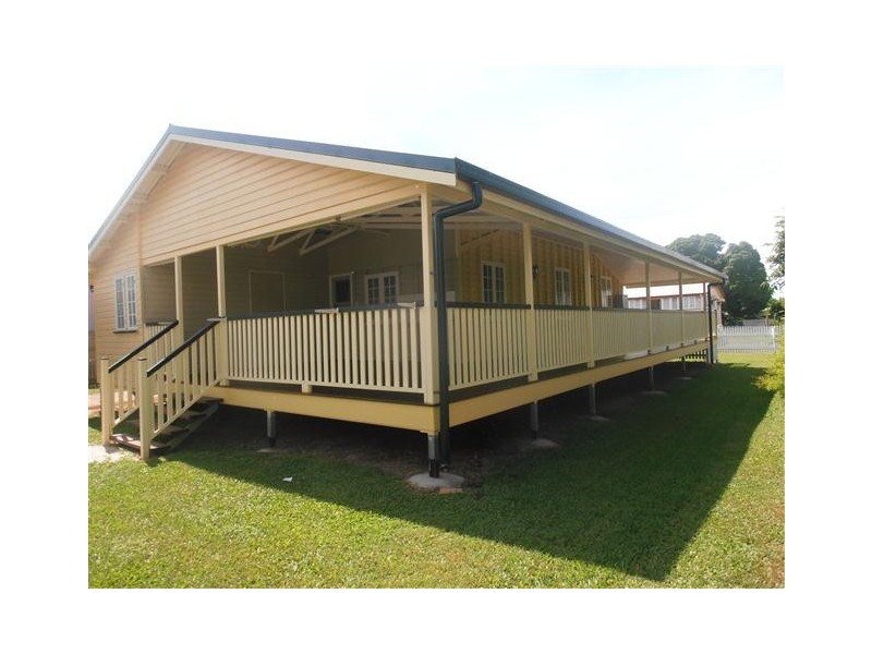 96 Ninth Avenue, Railway Estate QLD 4810