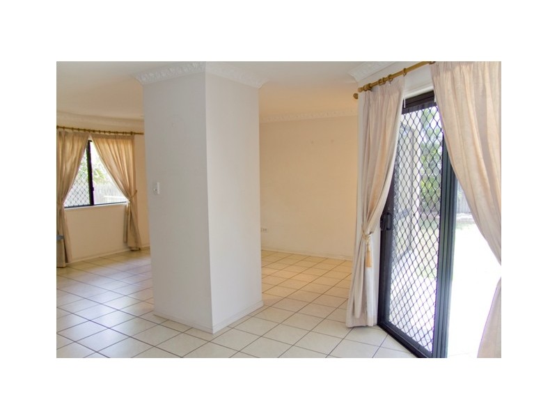 7 Black Braes Court, Mount Louisa QLD 4814