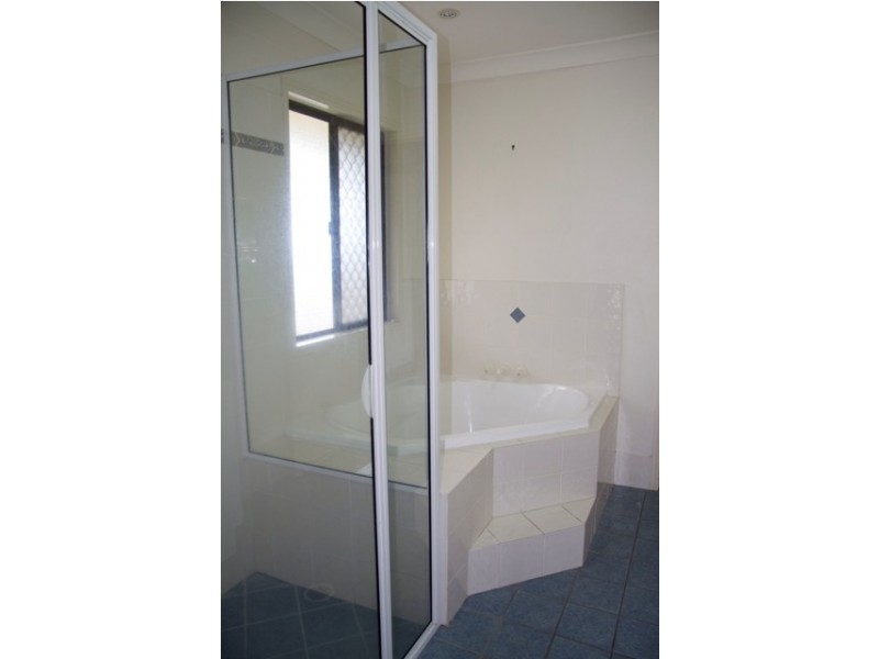 7 Black Braes Court, Mount Louisa QLD 4814