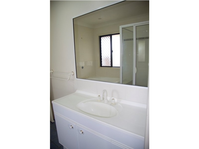 7 Black Braes Court, Mount Louisa QLD 4814