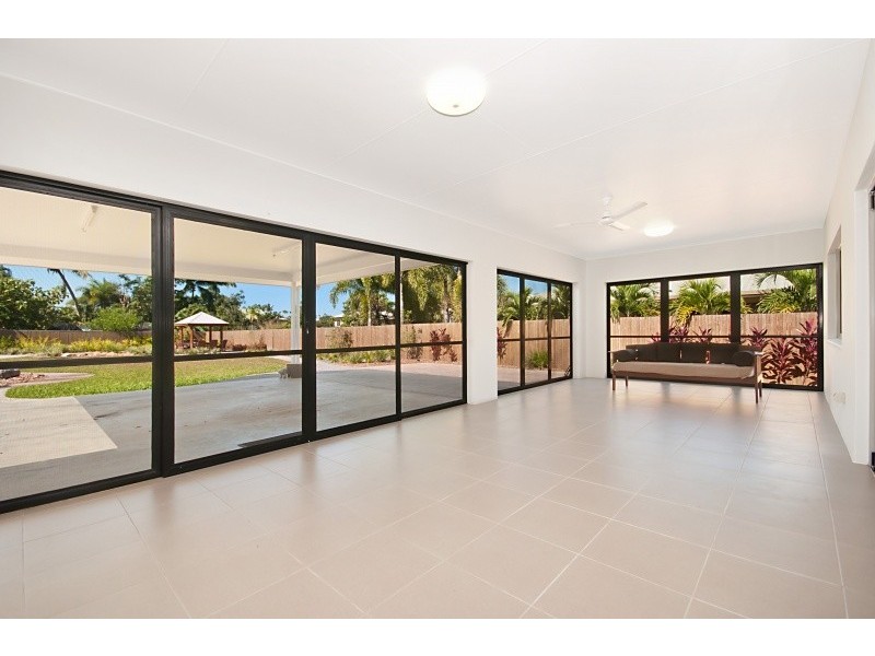 163 Racecourse Road, Cluden QLD 4811