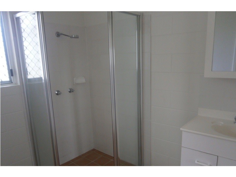 74 Ninth Avenue, Railway Estate QLD 4810