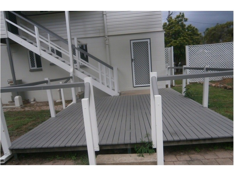 74 Ninth Avenue, Railway Estate QLD 4810