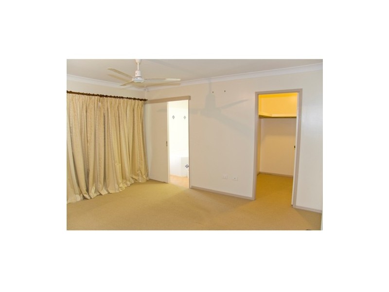 16 Riesling Court, Condon QLD 4815