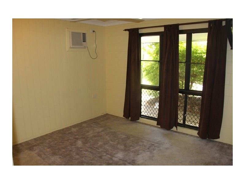 14 Tait Street, Kelso QLD 4815