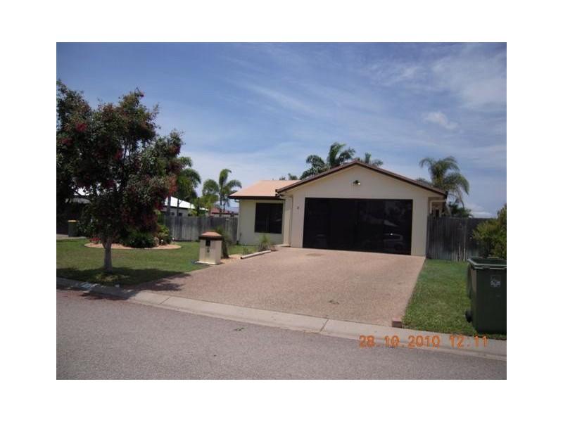 2 Buller Close, Mount Louisa QLD 4814