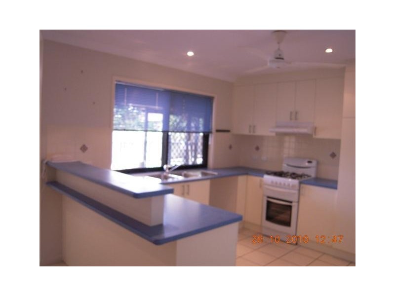 2 Buller Close, Mount Louisa QLD 4814