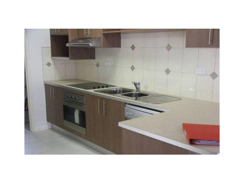 3/12 Sooning Street, Hermit Park QLD 4812