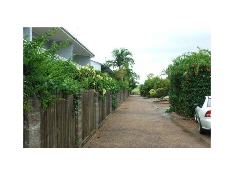 3/12 Sooning Street, Hermit Park QLD 4812