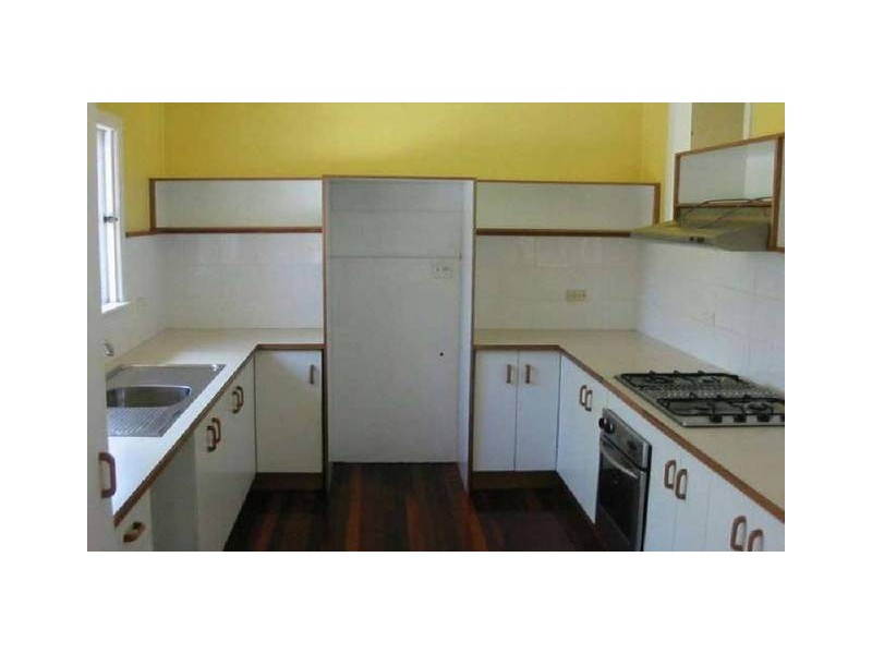 50 Hughes Street, Hermit Park QLD 4812