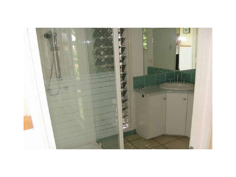 50 Hughes Street, Hermit Park QLD 4812