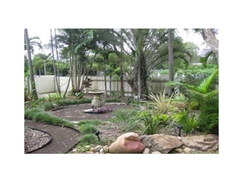 50 Hughes Street, Hermit Park QLD 4812