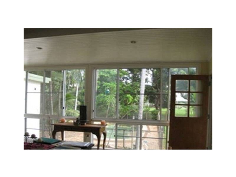 50 Hughes Street, Hermit Park QLD 4812