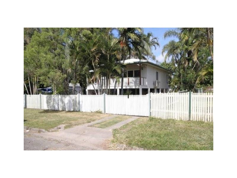 50 Hughes Street, Hermit Park QLD 4812