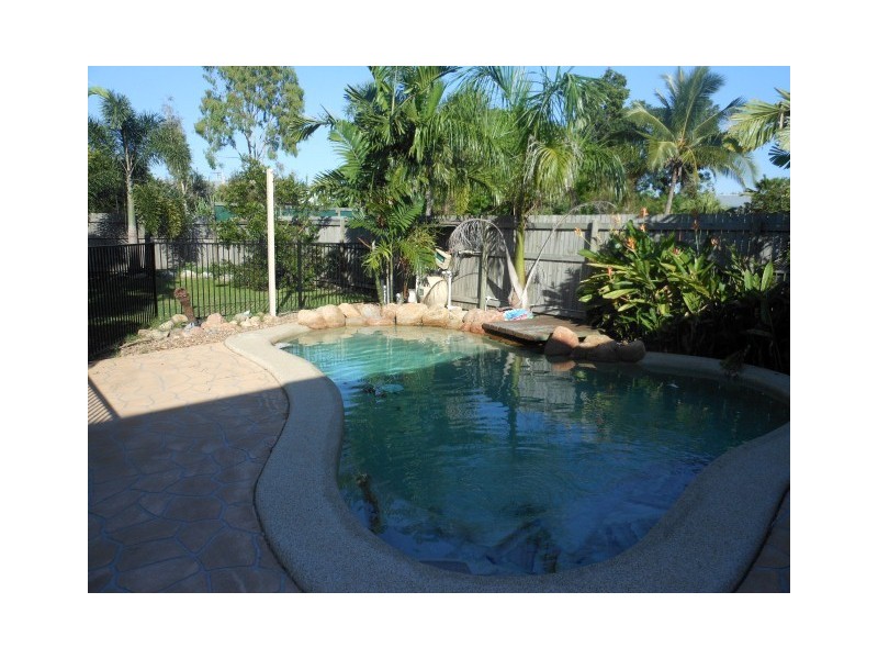14 Bailey Street, Gulliver QLD 4812