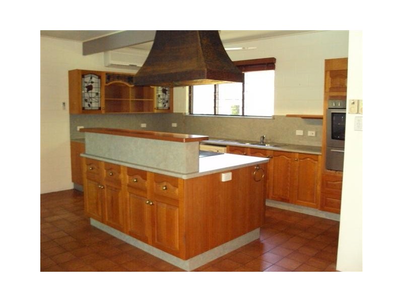 21 WAREHAM STREET, Aitkenvale QLD 4814